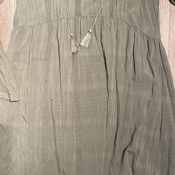 Old Navy Olive Green Dress- Medium- Long Sleeve - Picture 6 of 7